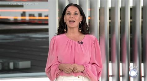 Carolina Ferraz relembra saída da TV Globo Foi assustador