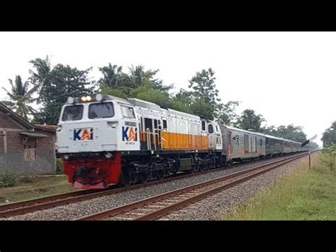 Kereta Api Argo Wilis Eksekutif Surabaya Bandung Lewat Jalur Selatan