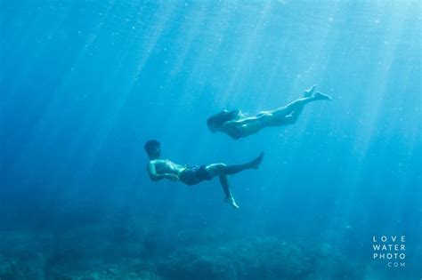 Underwater Trash The Dress Maui Wedding Photographers Maui