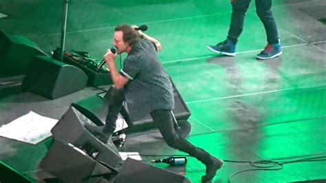 Pearl Jam Porch Live Xcel Energy Center Saint Paul Minnesota 31 August 2023 First Night