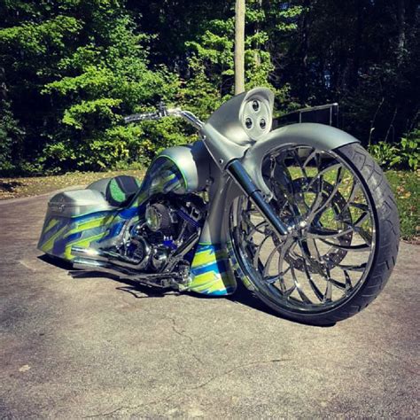 Crusade Harley Touring Chrome Wheels - SMT Wheels