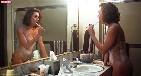 Aubrey Plaza Desnuda En An Evening With Beverly Luff Linn