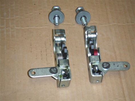 Street Race Hot Rod Door Latches With Striker Bolts Usa Made Small