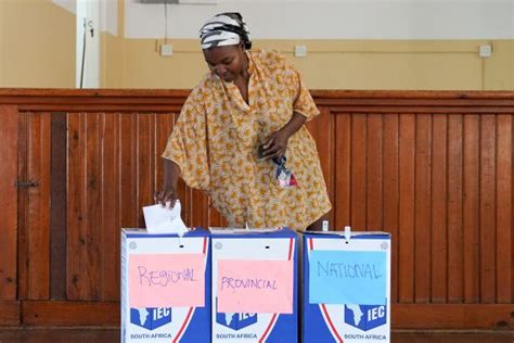 South Africas Anc Loses 30 Year Parliamentary Majority After Election Elections News Al Jazeera