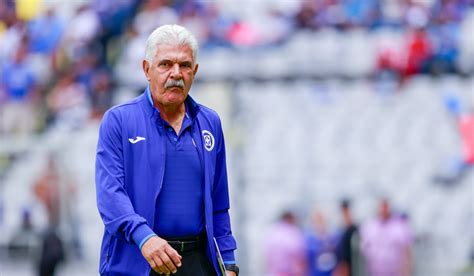 Tuca Ferretti conforme con los debuts de los jóvenes con Cruz Azul en