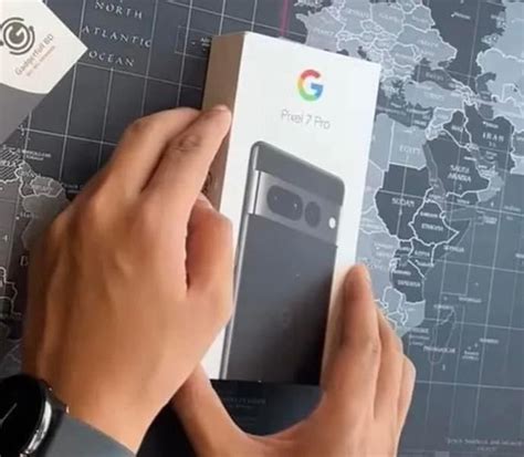 Denuncian que el cristal de la cámara trasera de algunos Google Pixel 7