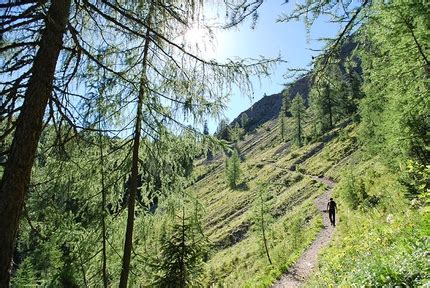 Giro Del Sass De Putia In Dolomiti