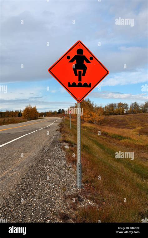 Panneau D Avertissement De Danger Routier Banque De Photographies Et D