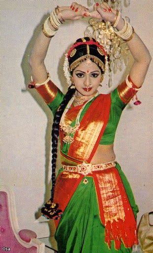 Sridevi Dance pose