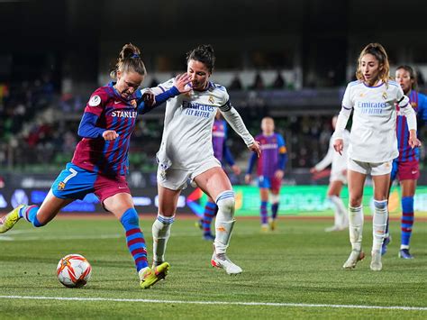 Resumen Y Resumen Del Partido Real Madrid Femenino 0 Fondo De Pantalla