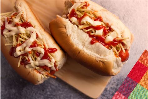 7 receitas de cachorro quente para fazer no São João e encantar os