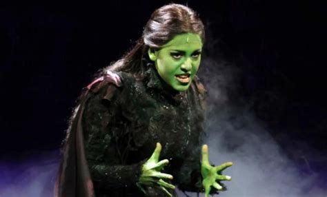 Cuántos años tenía Danna Paola cuando protagonizó Wicked