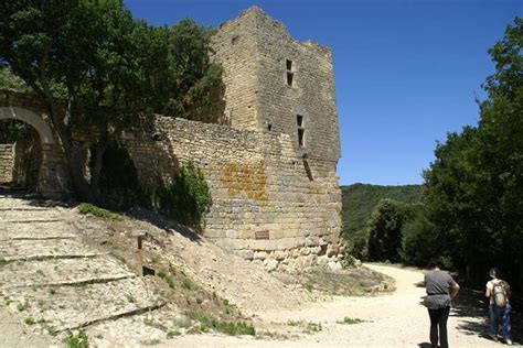 Le Ch Teau De Gicon Domine Fi Rement Vignobles Et Vall E De La C Ze