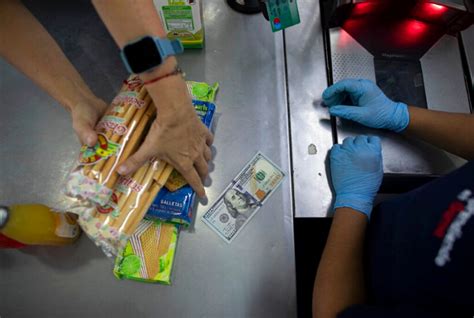 La canasta alimentaria en Venezuela se acerca a los 400 dólares según