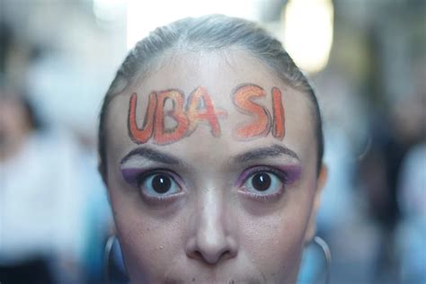 Fotos De La Masiva Marcha De Estudiantes Y Docentes Universitarios