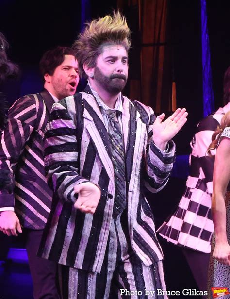 Photos The Cast Of BEETLEJUICE Take Their Closing Night Curtain Call