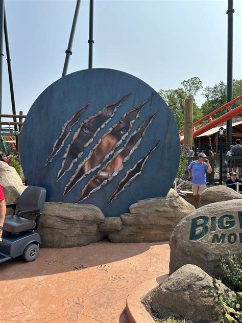 Dollywood Pigeon Forge Roadtrippers