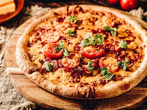 Pizza Toppings Bucket List: 100+ Yummy Ideas to Try on Your Pie