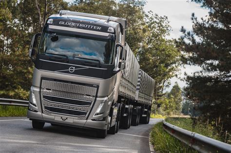 Volvo FH ganha prêmio por seu grande valor de revenda pela sexta vez