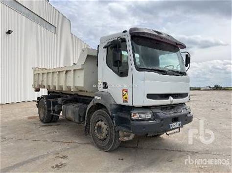 Renault Kerax Dci X Camion Benne Ampliroll D Occasion Poids