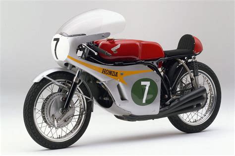 1967年：ホンダrc166 Autosport Web