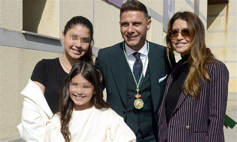 Descubre Cu Ntos Hermanos Tiene Joaqu N Del Betis En Esta Fascinante