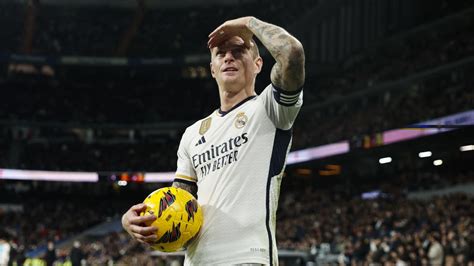 Real Madrid Toni Kroos Est Il Le Meilleur Milieu De Terrain De Tous