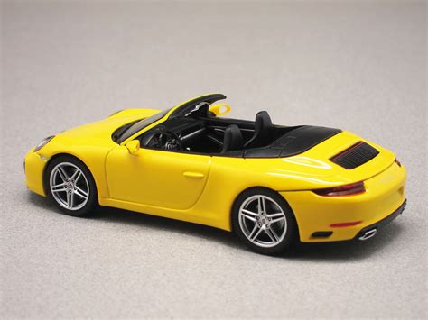 Porsche 911 991 Cabrio Facelift Yellow Herpa 1 43 Minicarweb