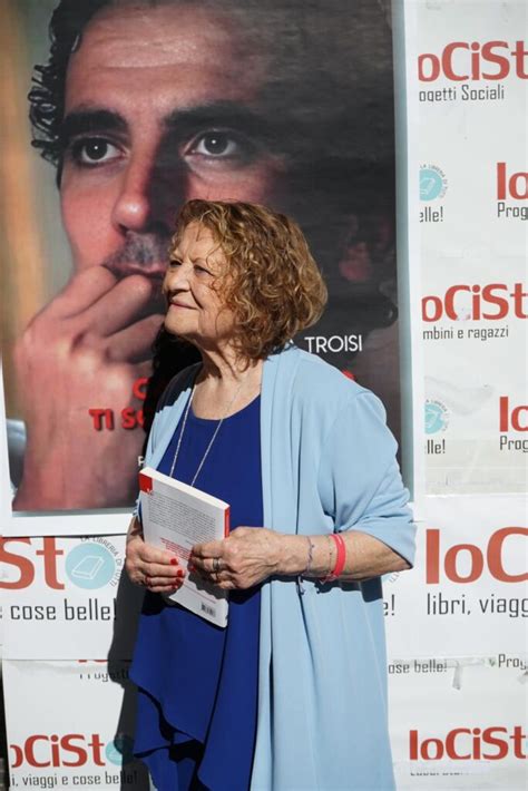 A Grottaminarda La Presentazione Del Libro Su Massimo Troisi Corriere