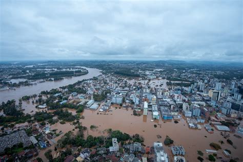 RS cancela desfiles de 7 de Setembro e decretará calamidade