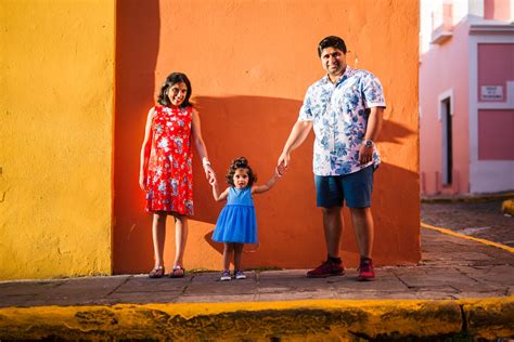 Family Travel Photos in Old San Juan – Erik Kruthoff Photography