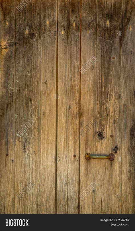 Old Wooden Door Image & Photo (Free Trial) | Bigstock