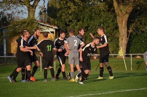 Album Coupe De L Ain Plaine Revermont Foot BF 01 Club