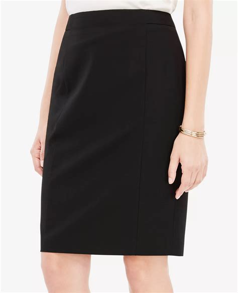 The Seamed Pencil Skirt In Seasonless Stretch Curvy Fit