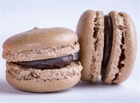 Macarons Recipe Dark Chocolate Ganache Macarons Myla