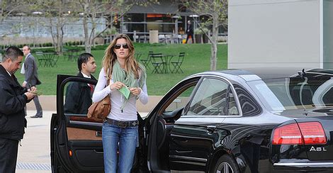 Gisele Bundchen Net Worth - How Rich is Gisele Bundchen - Gazette Review