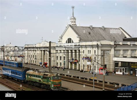 Brest Central Railway Station, Brest, Belarus Stock Photo - Alamy