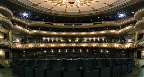 Auditorium, Nottingham Theatre Royal - Bill Ward Photography