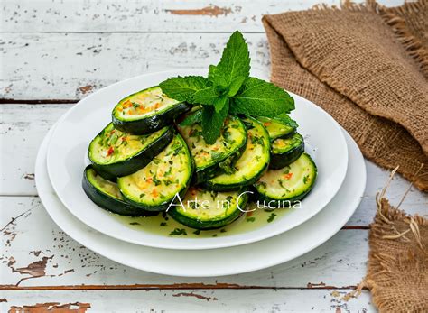 ZUCCHINE ALLA MENTA MARINATE Contorno Veloce