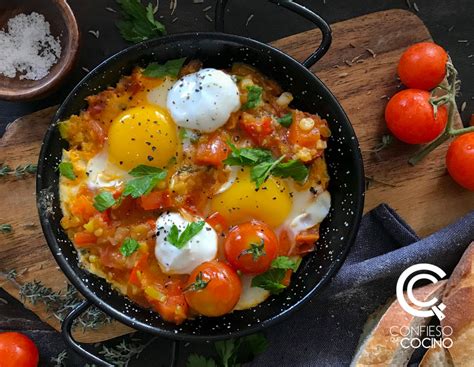 Huevos Al Sartén Con Tomate Pimiento Y Cebolla Confieso Que Cocino