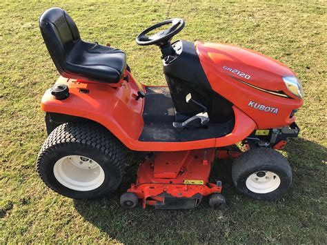 4 Wheel Drive Lawn Tractor At Garden Equipment