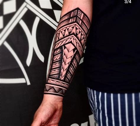 Tatuagem maori antebraço