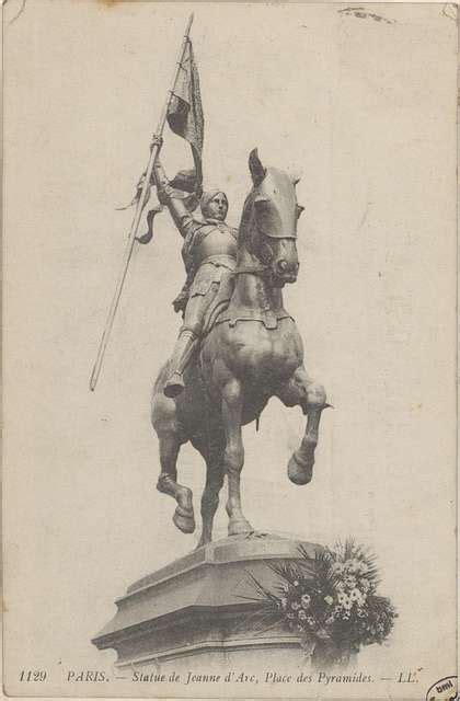 Paris Statue De Jeanne D Arc Place Des Pyramides CP 2291 PR PICRYL