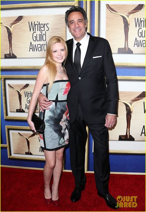 Brad Garrett Has Been Engaged To Isabeall Quella For A Year Photo