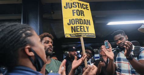 Man Who Fatally Choked Nyc Subway Rider Jordan Neely Surrenders On