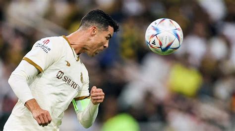 Romarinho Fa Meglio Di Cristiano Ronaldo Portoghese Deluso Le Foto