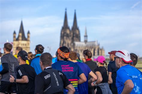 Bildergalerie Mehr als 400 Fotos vom Generali Köln Marathon Laufen de