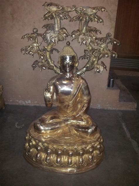 Golden Lord Buddha Brass Statue Home At Rs In New Delhi Id