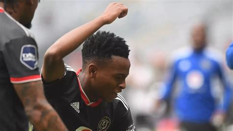 Jose Riveiro Sings Orlando Pirates Debutant Relebohile Ratomos Praises