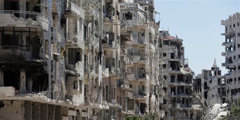 Syria Reporter S Incredible Photos Show The Devastation Of Homs HuffPost